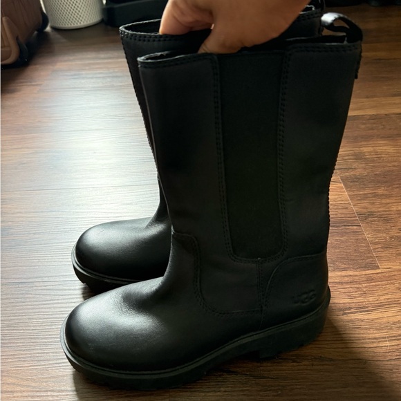 UGG Holzer Waterproof Combat Boot Black Leather - Picture 3 of 6